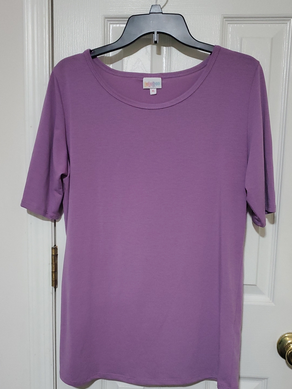 EUC Lularoe Top